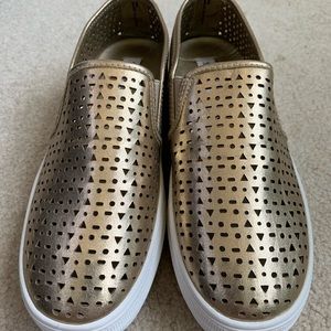 STEVE MADDEN Gold Slip On Sneakers